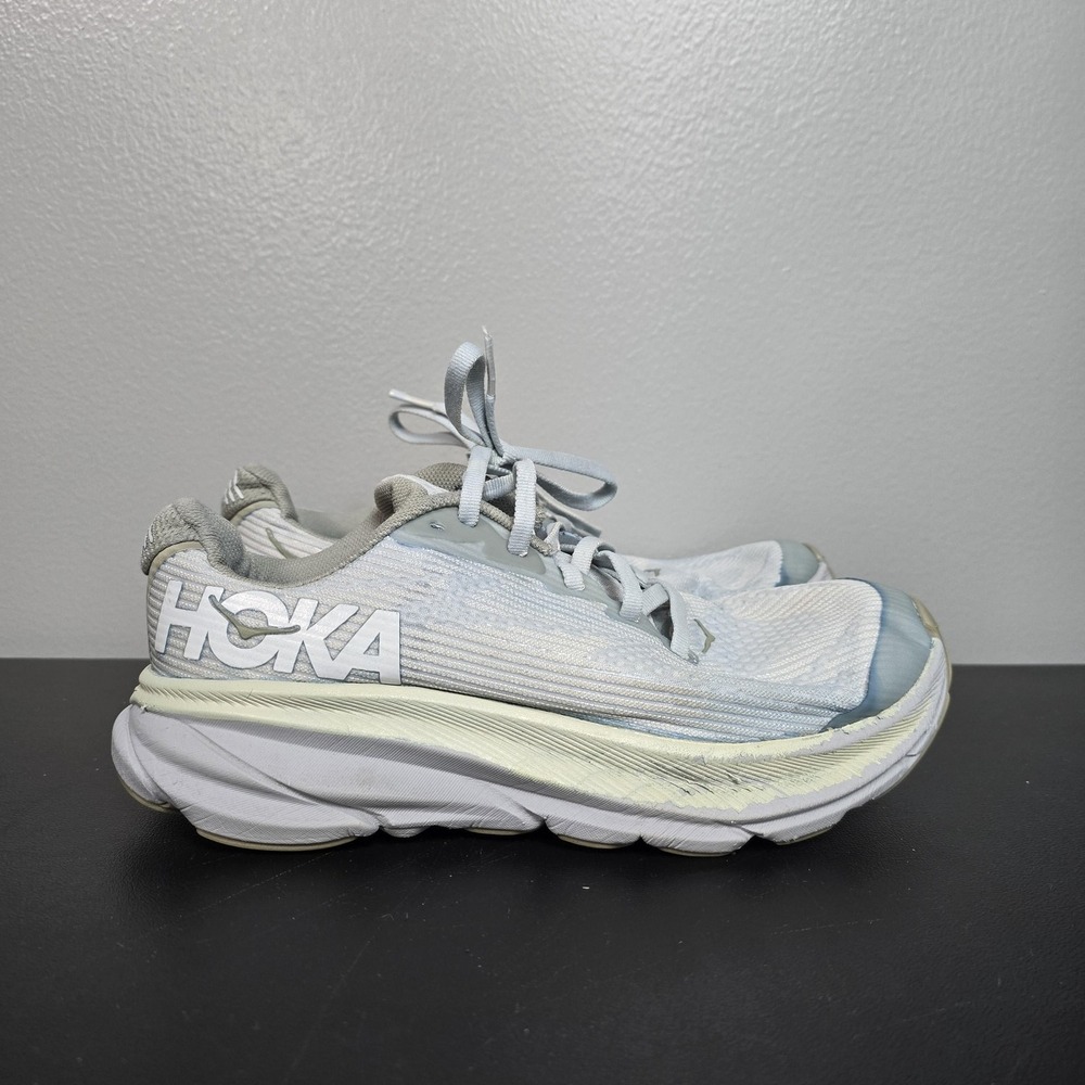 Hoka Shoes Youth 5 Gray Clifton 8 Mesh Performance Running Sneakers Athletic